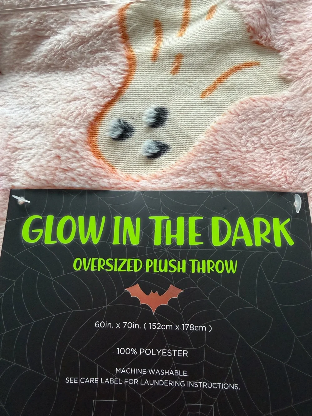 Urban Domain Glow-in-the-Dark Oversized Plush Throw Blanket — Pink Ghosts 60x70!